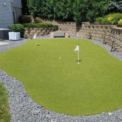 Artificial turf is perfect for backyard putting greens!