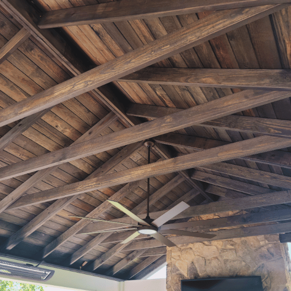 Pavilions do not have heaters alone! They can also be cooled with stunning ceiling fans. 